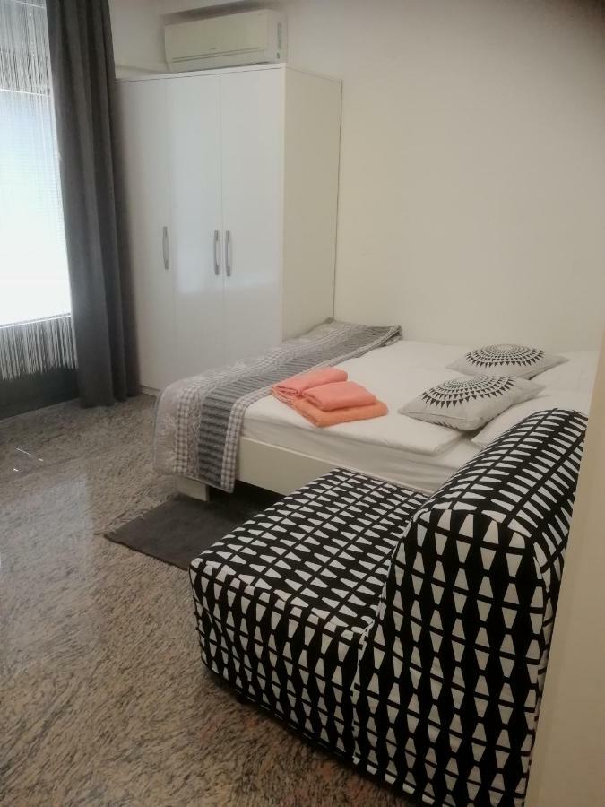 Apartma Rok Ankaran Exterior foto