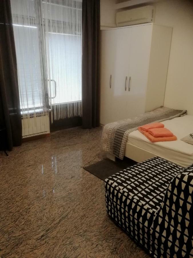 Apartma Rok Ankaran Exterior foto
